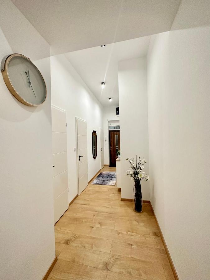 Luxory Design Apartment#bakats#freeparking#8ppl Lejlighed *