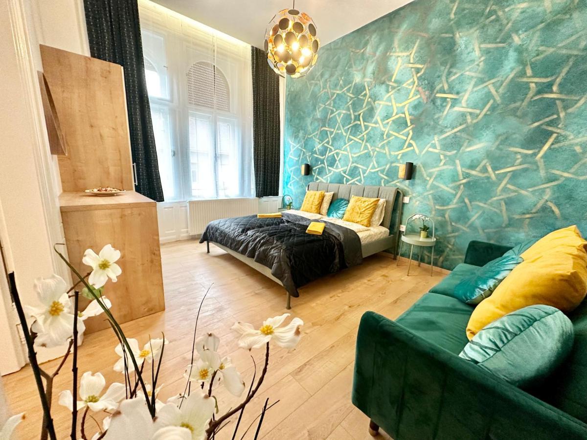 Luxory Design Apartment#bakats#freeparking#8ppl Lejlighed