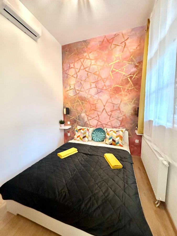Luxory Design Apartment#bakats#freeparking#8ppl Lejlighed
