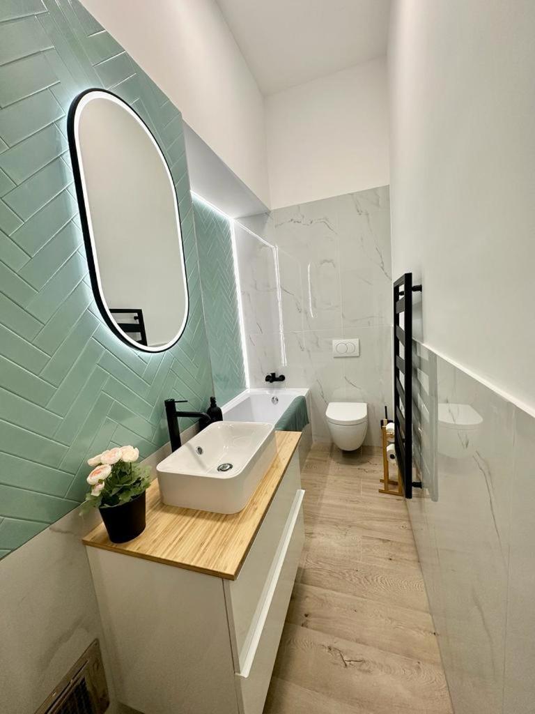 Luxory Design Apartment#bakats#freeparking#8ppl Lejlighed *